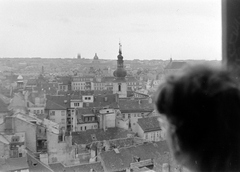 Czech Republik, Prague, Óváros tér (Staromestské namesti), kilátás a városháza tornyából. Középen a Szent Gál-templom tornyai, hátrébb a Nemzeti Múzeum tömbje., 1966, Fortepan, Czechoslovakia, church, Baroque-style, view, Catholic Church, tower, Paul Ignaz Bayer-design, Fortepan #11775