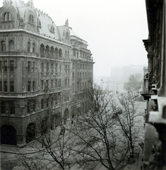 Hungary, Budapest V., Nádor utca, balra a Garibaldi (Géza) utca torkolata, szemben a Kossuth Lajos tér., 1938, Glázer Attila, Budapest, Fortepan #118012