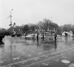 Magyarország, Budapest VII.,Budapest XIV., Ötvenhatosok tere (Felvonulási tér), május 1- i felvonulás., 1979, MHSZ, vitorlázó repülőgép, Budapest, lajstromjel, Fortepan #118282