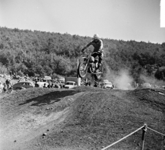 Magyarország, Budaörs, Farkashegy, a Magyar Honvédelmi Sportszövetség Központi Motoros Klubjának nemzetközi motocross versenye., 1967, MHSZ, motorkerékpár, motorverseny, motokrossz, Fortepan #118287