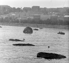 Magyarország, Budapest I., augusztus 20-i vízi- és légiparádé a Dunán, szemben a Bem rakpart., 1978, MHSZ, Budapest, Fortepan #118335