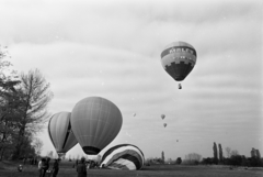 Magyarország, Kiskunfélegyháza, I. Nemzeti Hőlégballon bajnokság., 1980, MHSZ, MALÉV légitársaság, hőlégballon, Fortepan #118431