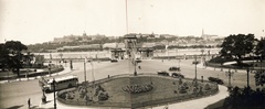 Magyarország, Budapest V.,Budapest I., Széchenyi István (Ferenc József) tér, szemben a Széchenyi Lánchíd és a budai Vár., 1937, Uj Nemzedék napilap, autóbusz, park, utcakép, automobil, panorámakép, Budapest, Fortepan #118819