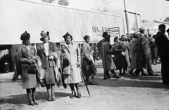 Hungary, Budapest XIV., , 1940, Selmeczi Levente, international fair, woman, Budapest, Fortepan #118863