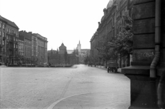 Lengyelország, Krakkó, ulica Warszawska - ulica św. Filipa sarok, szemben a Plac Jana Matejki és a barbakán., 1947, Bogdan Celichowski, utcakép, Fortepan #119191