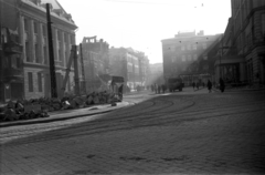 Lengyelország, Poznań, Aleje Marcinkowskiego a plac Wolności felől az ulica Swiety Marcin felé nézve., 1946, Bogdan Celichowski, villanyoszlop, sínpálya, háborús kár, épületkár, Fortepan #119216