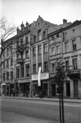 Lengyelország, Toruń, Rynek Staromiejski., 1946, Bogdan Celichowski, épület, cégtábla, Fortepan #119269