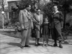 Poland, 1947, Bogdan Celichowski, tie, suit, gentleman, lady, breech, costume, teenager, boy, family, girl, Fortepan #119750