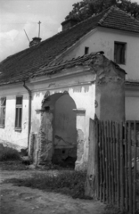 Poland, 1947, Bogdan Celichowski, gate, Fortepan #119757