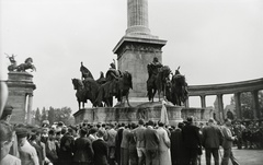 Hungary, Budapest XIV., Hősök tere, Millenniumi emlékmű., 1935, Hanser Mária, horse sculpture, Budapest, Árpád-portrayal, Fortepan #120544