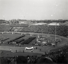 Magyarország, Népstadion, Budapest XIV., a XII. Főiskolai Világbajnokság megnyitóünnepsége, 1954. július 31., 1954, Hanser Mária, stadion, Budapest, képarány: négyzetes, Fortepan #120625