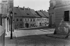 Magyarország, budai Vár, Budapest I., Bécsi kapu tér és a Budavári Evangélikus templom a Nándor (Petermann bíró) utcából nézve., 1966, Inkey Tibor, Budapest, Fortepan #120732