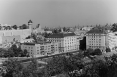 Magyarország, Tabán, Budapest I., kilátás a Gellérthegy utcától az Attila út és a budai Vár felé. Jobbra a Bethlen-udvar., 1966, Inkey Tibor, Budapest, Fortepan #120746