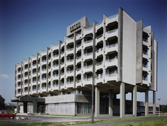 Magyarország, Szombathely, Bartók Béla körút 39., Hotel Claudius., 1976, Inkey Tibor, színes, Fortepan #120808