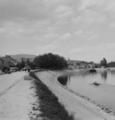 Magyarország, Szentendre, Duna korzó (Somogyi-Bacsó part), szemben a Preobrazsenszka templom., 1961, Inkey Tibor, Fortepan #120827