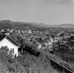 Hungary, Esztergom, kilátás a várból a Bajcsy-Zsilinszky út házsora felé., 1957, Inkey Tibor, picture, roof, photo aspect ratio: square, Fortepan #120858