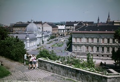 Magyarország, Miskolc, Erzsébet (Szabadság) tér az Avasról nézve, bal oldalon az Erzsébet fürdő., 1973, Inkey Tibor, színes, városkép, életkép, Fortepan #120941