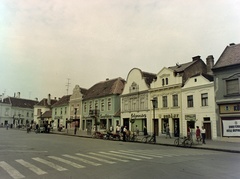 Magyarország, Kőszeg, Fő (Köztársaság) tér., 1964, Inkey Tibor, színes, kerékpár, gyalogátkelő, Fortepan #121030