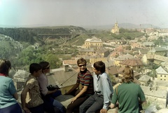 Hungary, Veszprém, kilátás a Várkilátóból a Szent István völgyhíd (Viadukt) és a Szent László-templom felé., 1962, Inkey Tibor, colorful, Fortepan #121040