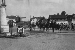 Lengyelország, Opoczno, városközpont, szemben az ulica Stanislawa Moniuszki., 1942, Zádori Ferenc, útjelző tábla, második világháború, magyar katona, Fortepan #121154