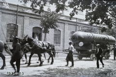 Hungary, Óbuda, Budapest III., Óbudai Hajógyár, gőzdóm szállítása lovasfogattal. Leltári jelzet: MMKM TFGY 2017.2.274., 1931, Magyar Műszaki és Közlekedési Múzeum / Történeti Fényképek Gyűjteménye / Óbudai Hajógyár gyűjteménye, Budapest, Fortepan #122134