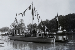 Magyarország, Óbuda, Budapest III., Óbudai Hajógyár, az épülő I jelű őrnaszád (1916) (később Fogas) vízre bocsátás után., 1915, Magyar Műszaki és Közlekedési Múzeum / Történeti Fényképek Gyűjteménye / Óbudai Hajógyár gyűjteménye, Budapest, Fortepan #122215