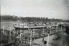 Magyarország, Budapest XIII., Újpesti-öböl, Ganz és Tsa. Villamossági-, Gép-, Waggon- és Hajógyár Rt., a DTRT Szeged (1936) Duna-tengerjáró áruszállító hajó vízrebocsátása.. Leltári jelzet: MMKM TFGY 2017.1.21., 1936, Magyar Műszaki és Közlekedési Múzeum / Történeti Fényképek Gyűjteménye / Ganz gyűjtemény, ünnepség, hajószentelés, Budapest, Fortepan #122512