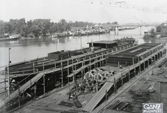 Magyarország, Budapest XIII., Újpesti-öböl, Ganz és Tsa. Villamossági-, Gép-, Waggon- és Hajógyár Rt. DTRT Tisza (1937) duna-tengeri áruszállító csavaros motorhajó építése. Leltári jelzet: MMKM TFGY 2017.1.161., 1937, Magyar Műszaki és Közlekedési Múzeum / Történeti Fényképek Gyűjteménye / Ganz gyűjtemény, Budapest, Fortepan #122578