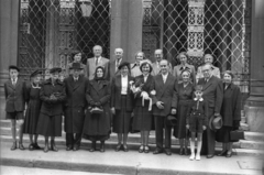 Magyarország, Budapest VII., Rumbach Sebestyén utca, a felvétel a kis zsinagóga előtt készült., 1950, Hámori Gyula, esküvő, zsinagóga, zsidóság, Budapest, Fortepan #123260