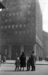 Hungary, Budapest VII., Károly (Tanács) körút 13-15., Madách Imre tér sarok., 1957, Hámori Gyula, Budapest, tenement house, modern architecture, Fortepan #123741