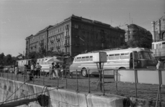 Magyarország, Budapest V., pesti alsó rakpart a Vigadó téri hajóállomásnál., 1969, Szepesfalvy Gábor, MÁVAUT-szervezet, Ikarus 55, Budapest, Fortepan #123832