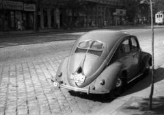 Magyarország, Budapest VIII.,Budapest V., Múzeum körút az ELTE épületétől nézve, szemben a 17., 15., 13. számú ház., 1955, Ember Károly, Volkswagen-márka, Volkswagen Bogár, Budapest, Fortepan #123960