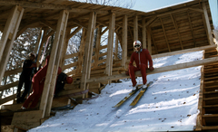 Szlovénia, Planica, a magyar síugró válogatott edzőtáborozáson., 1984, Urbán Tamás, színes, síugrás, síelés, Fortepan #124317