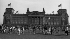 Németország, Berlin, Platz der Republik, szemben a Reichstag épülete., 1990, Urbán Tamás, Fortepan #124616