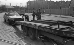 Magyarország, Budapest VIII., Orczy tér, szemben az Orczy (Mező Imre) út., 1984, Urbán Tamás, villamos, autómentő, Budapest, Toyota-márka, Fortepan #125184