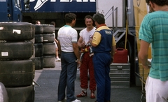 Magyarország, Hungaroring, Mogyoród, Formula-1 első magyar nagydíj, középen Nigel Mansell a Williams-Honda csapat versenyzője., 1986, Urbán Tamás, színes, Forma-1, Fortepan #125438