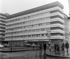 Magyarország, Győr, Árpád út - Baross Gábor (Lenin) út sarok, Rába Hotel., 1968, Bauer Sándor, Fortepan #126303