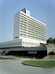 Magyarország, Miskolc,Miskolctapolca, Juno szálloda., 1974, Bauer Sándor, színes, szálloda, modern építészet, Fortepan #126404