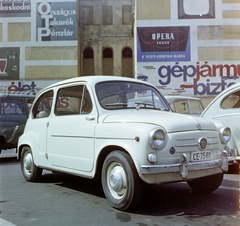 Magyarország, Budapest V., Vörösmarty tér, parkoló a Vigadó hátoldalánál., 1963, Bauer Sándor, reklám, színes, Zastava-márka, Zastava 750, rendszám, Budapest, Fortepan #126437