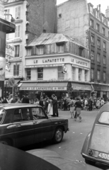 Franciaország, Párizs, Rue de Provence, a Rue de la Chaussée-d'Antin kereszteződésénél., 1967, Bauer Sándor, Fortepan #127074