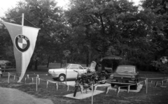 Magyarország, Városliget,Budapesti Ipari Vásár, Budapest XIV., BMW személygépkocsik kiállítási területe., 1960, Bauer Sándor, motorkerékpár, BMW-márka, BMW 700, Budapest, Fortepan #127354