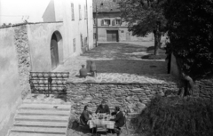 Magyarország, Kőszeg, Chernel utca, jobbra az Öregtorony (Zwinger-bástya)., 1965, Bauer Sándor, Fortepan #127509