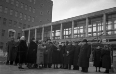 Magyarország, Budapest XI., Egry József utca, átjáró a Budapesti Műszaki Egyetem (később Budapesti Műszaki és Gazdaságtudományi Egyetem) épületei között., 1955, Bauer Sándor, Budapest, Budapesti Műszaki Egyetem, Fortepan #127868