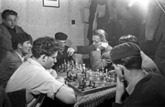 Magyarország, Budapest XX., Nagy Győry István út 4-6., a Vasas Kultúrház (később Csili Művelődési Központ)., 1959, Bauer Sándor, sakk, sakktábla, Budapest, Fortepan #127968