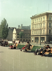 Szlovákia, Pozsony, Duna-part (Rázusovo nábrežie), háttérben a Vár., 1956, Bauer Sándor, Csehszlovákia, színes, Fortepan #127988