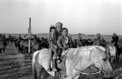 Mongolia, 1969, Bagi Gábor, Bagi Róbert, horse, rider, kid, Fortepan #128605