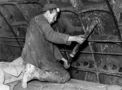 Hungary, Budapest V., állagmegóvási munkák a szüneteltetett metróépítés Astoria - Deák Ferenc tér közötti szakaszán., 1959, subway construction, Budapest, tunnel, tunnel segment, Fortepan #128761