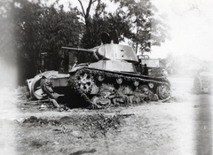 1941, Hajdu Fedő Károly, keleti front, harckocsi, második világháború, járműroncs, T-26 tank, Fortepan #129125