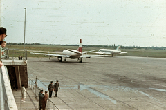 Magyarország, Ferihegyi (ma Liszt Ferenc) repülőtér, Budapest XVIII., 1960, Heinzely Béla, színes, Budapest, Austrian légitársaság, Vickers Viscount, Fortepan #129192