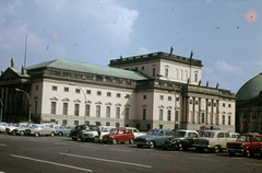 Németország, Berlin, Kelet-Berlin, Unter den Linden, Operaház. Jobbra a Bebelplatz., 1972, Heinzely Béla, színes, NDK, Wartburg 311/312, Kelet-Berlin, Fortepan #129234